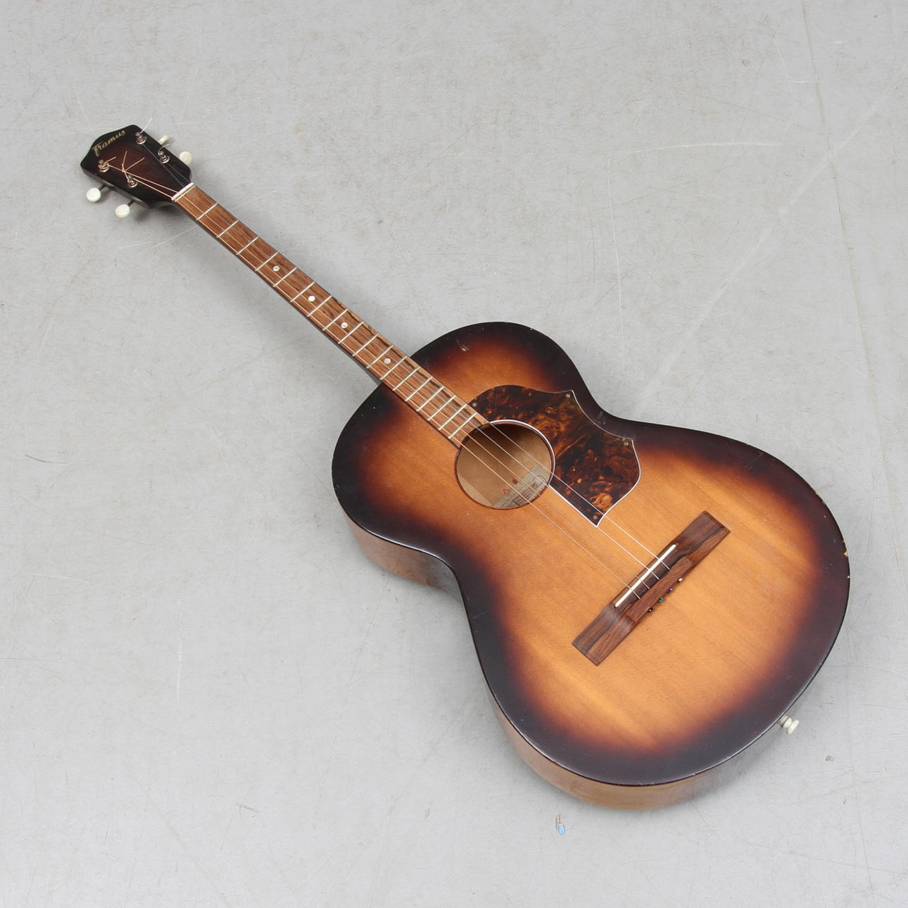TENOR GUITAR, model 5/5, Framus.