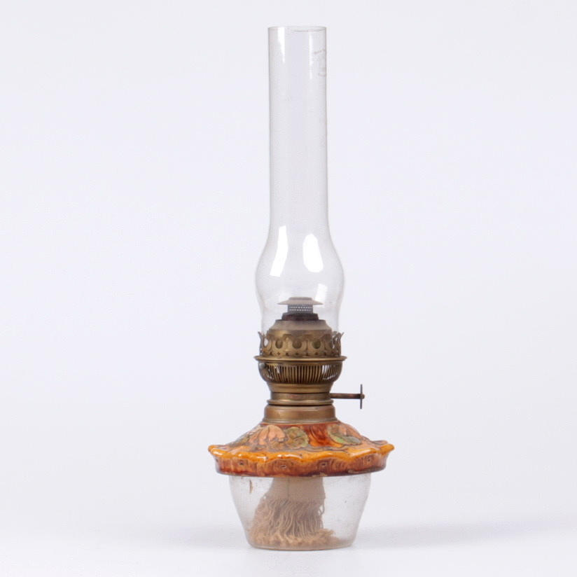 FOTOGENLAMPA, majolika, matador brenner, omkring sekelskiftet 1900.