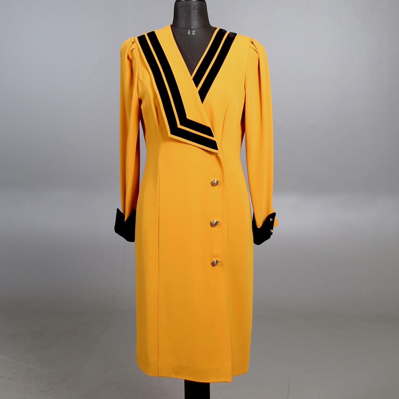 DRESS, Michael Sturm. Size 12/M.