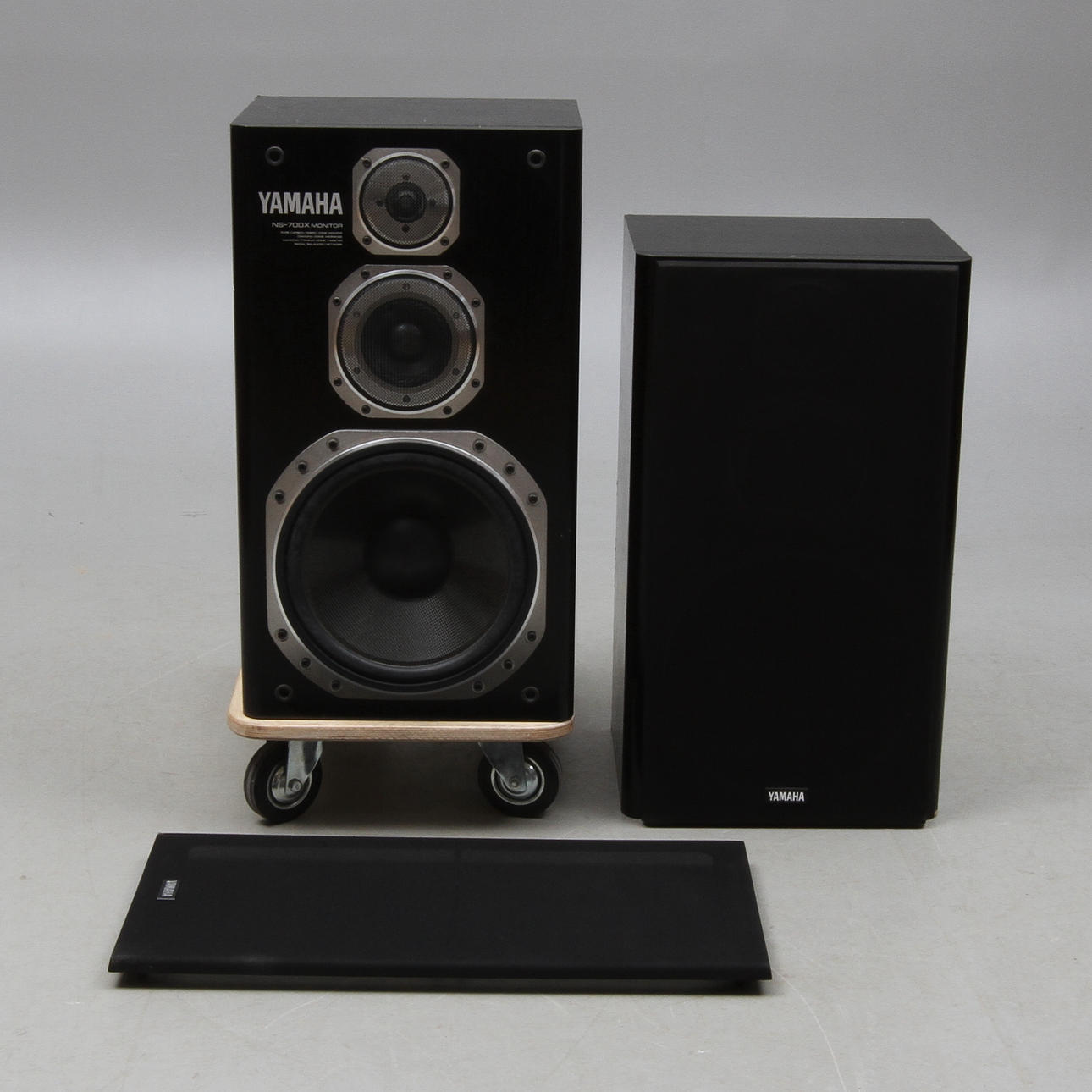 HÖGTALARE, 2 st, Yamaha, NS-700X Monitor.