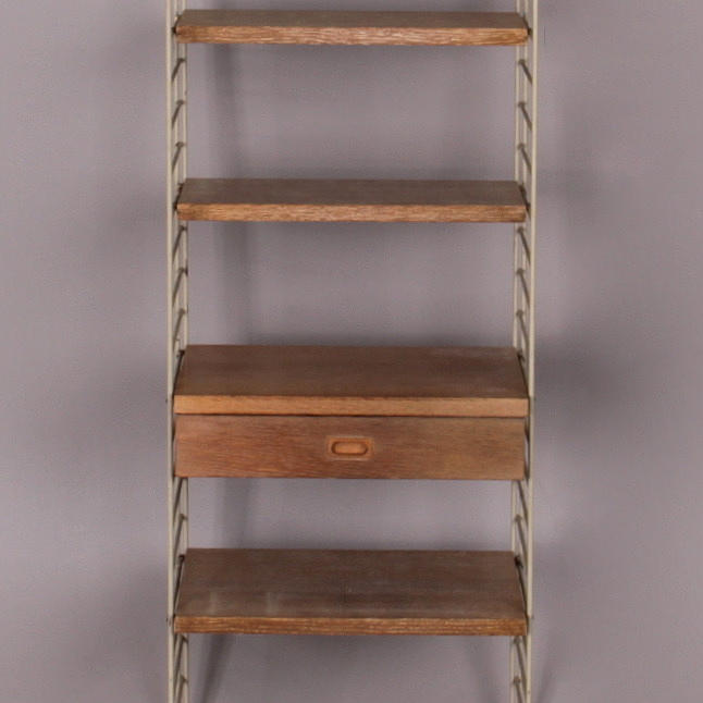 HYLLA, "String", Nisse Strinning, 1900-talets mitt.