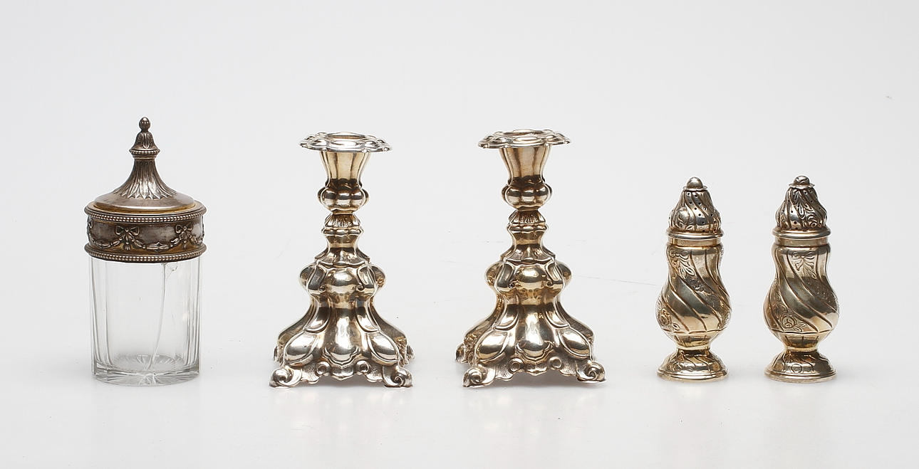 SILVER och GLASFÖREMÅL, 5 delar.