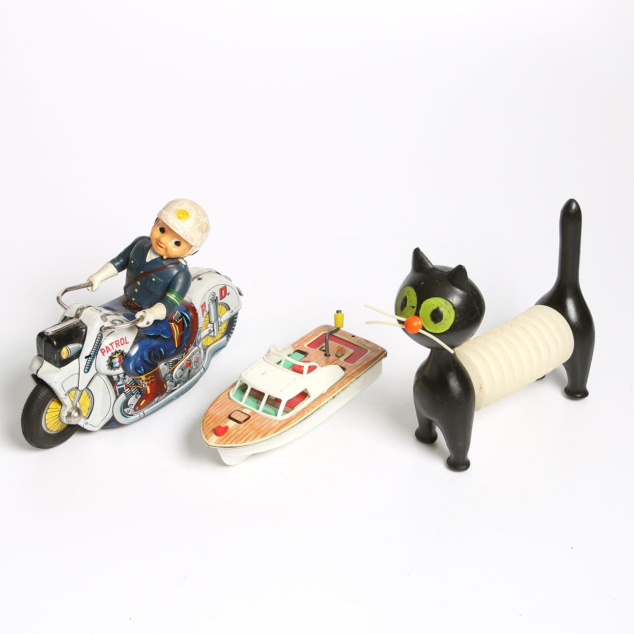 LEKSAKER, 3 delar. bl.a. Made in Japan. 1950-tal.