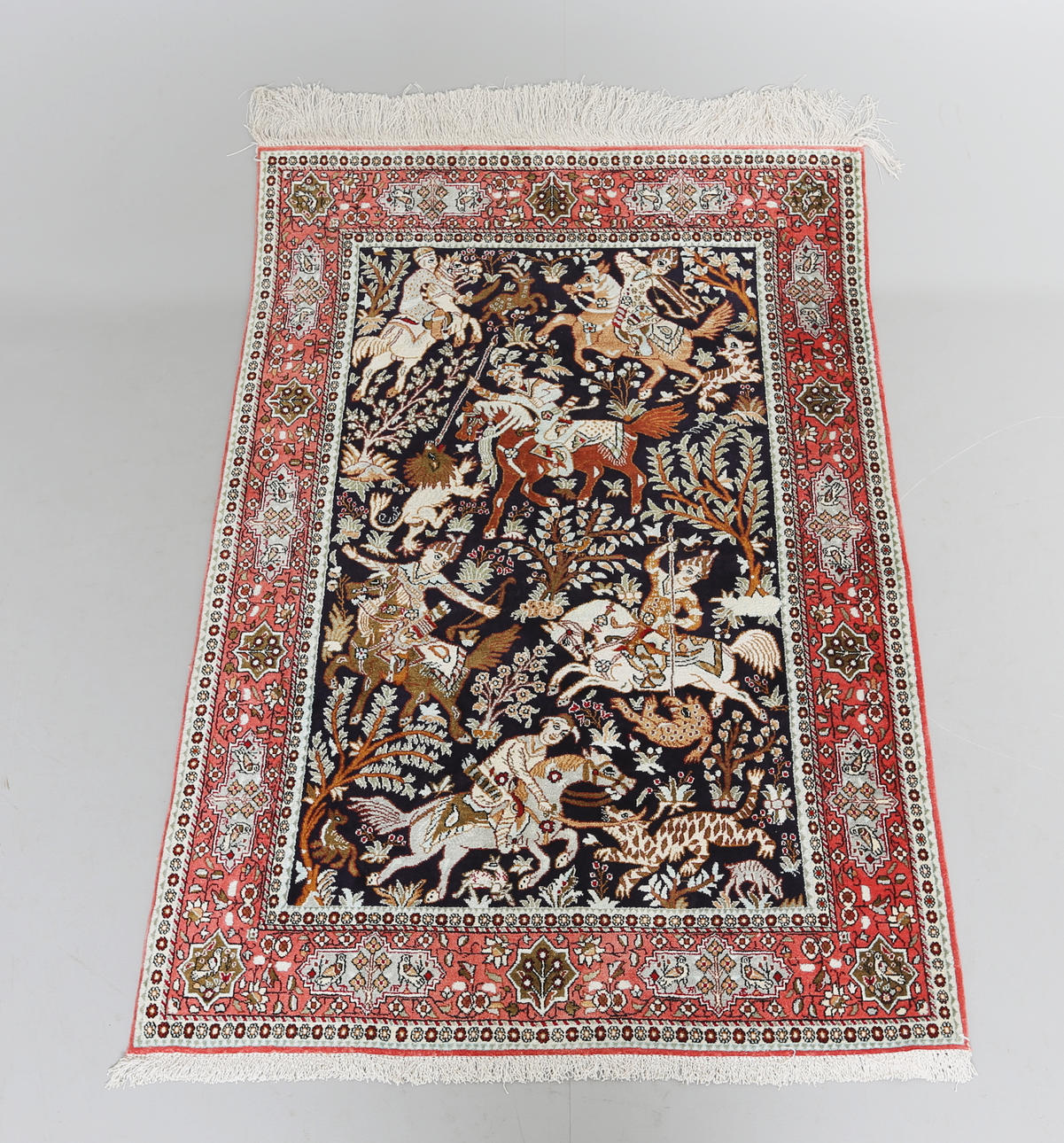 MATTA, Ghom, Silke, Figural jaktmotiv.