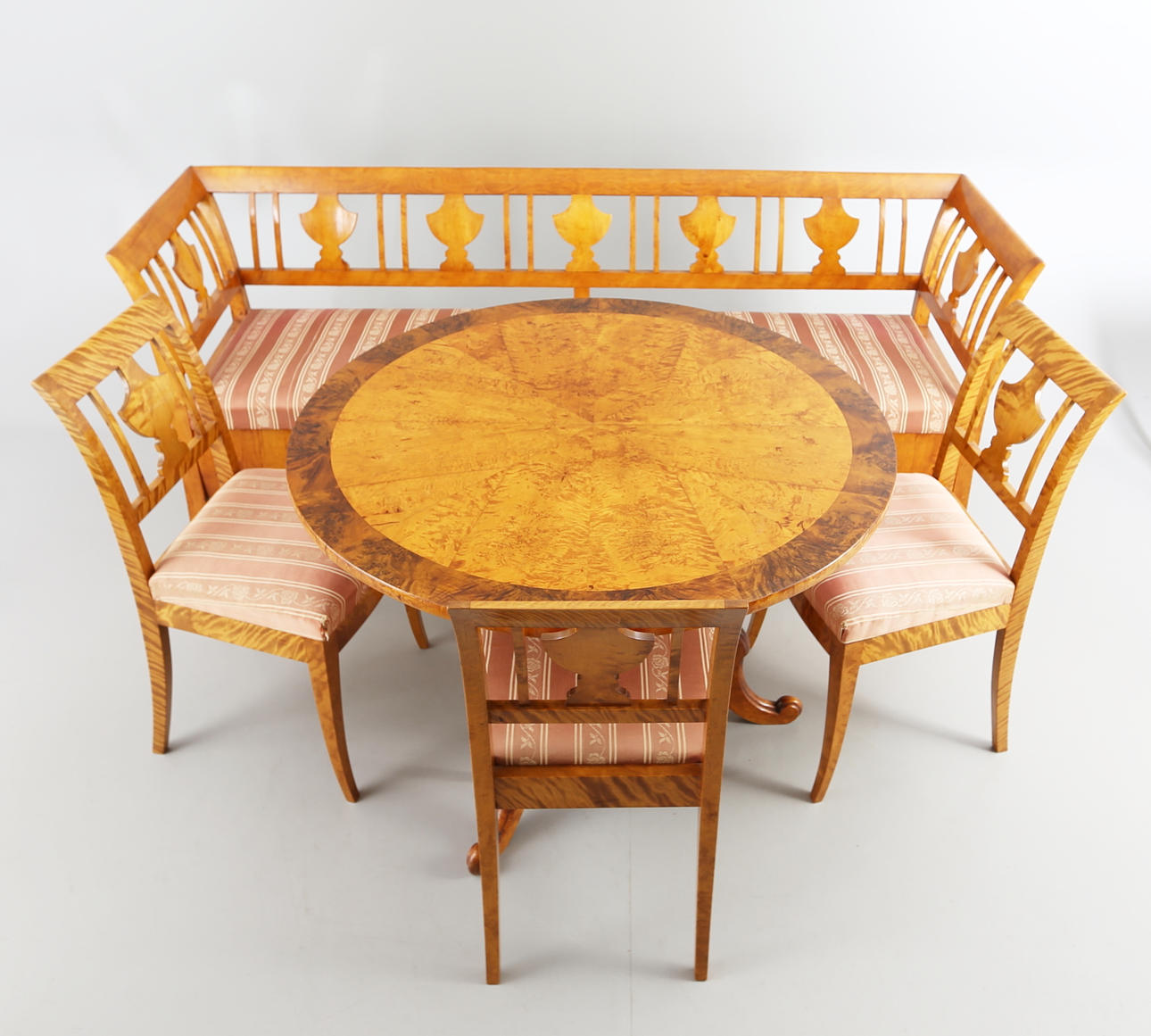 MÖBELGRUPP, Empirestil, 1800-tal. 5 delar.