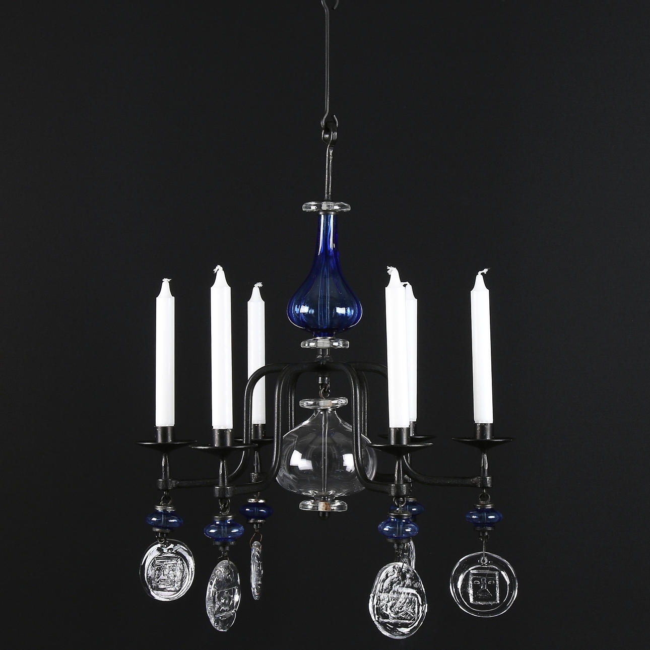 TAKKRONA, smide och glas, Erik Höglund, 1900-talets andra hälft.