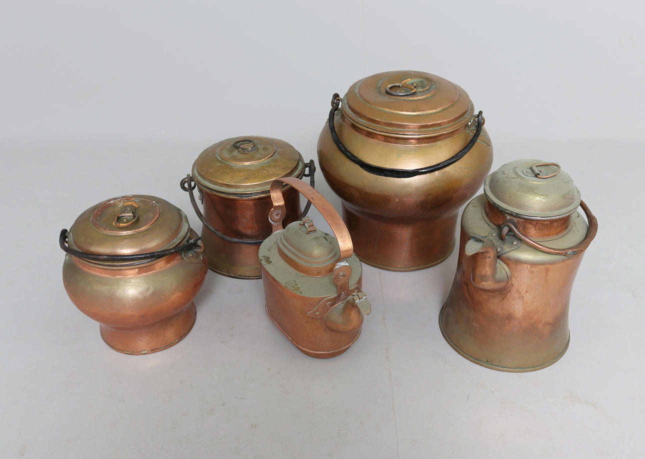 BULKRUKOR SAMT KAFFEKANNOR, koppar, 5 st, 18/1900-tal.
