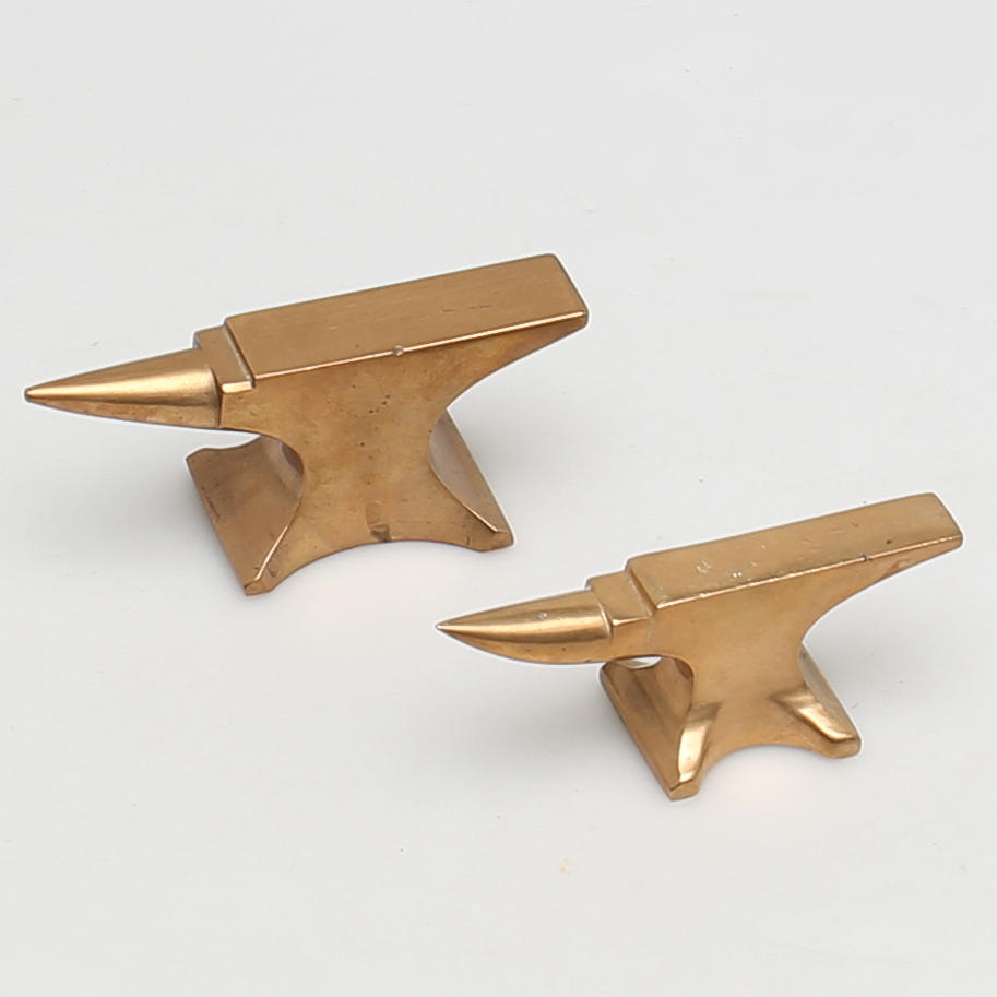 GULD/SILVERSMEDSSTÄD i mässing. Sparrhorn. 2 st.