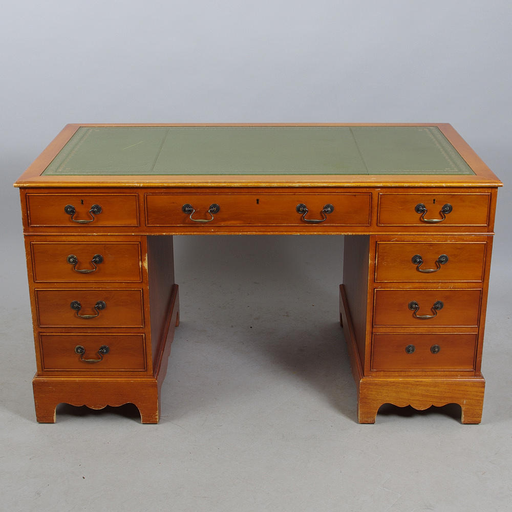 SKRIVBORD, idegran, engelsk stil.