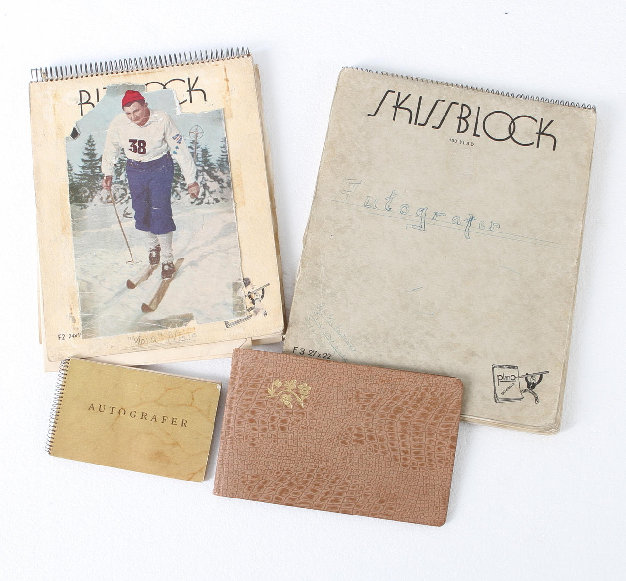 PARTI AUTOGRAFER, ej identifierade.