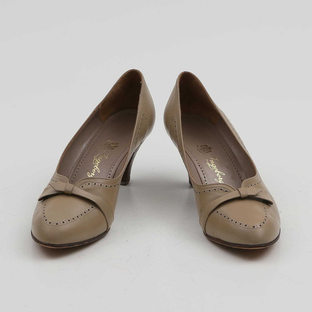 DAMSKOR "Ingeborg" Örebro, 1900-tal.