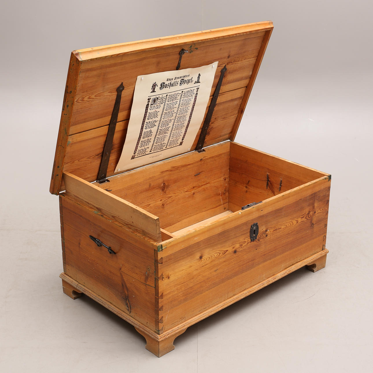 KISTA, trä, 1900-tal.