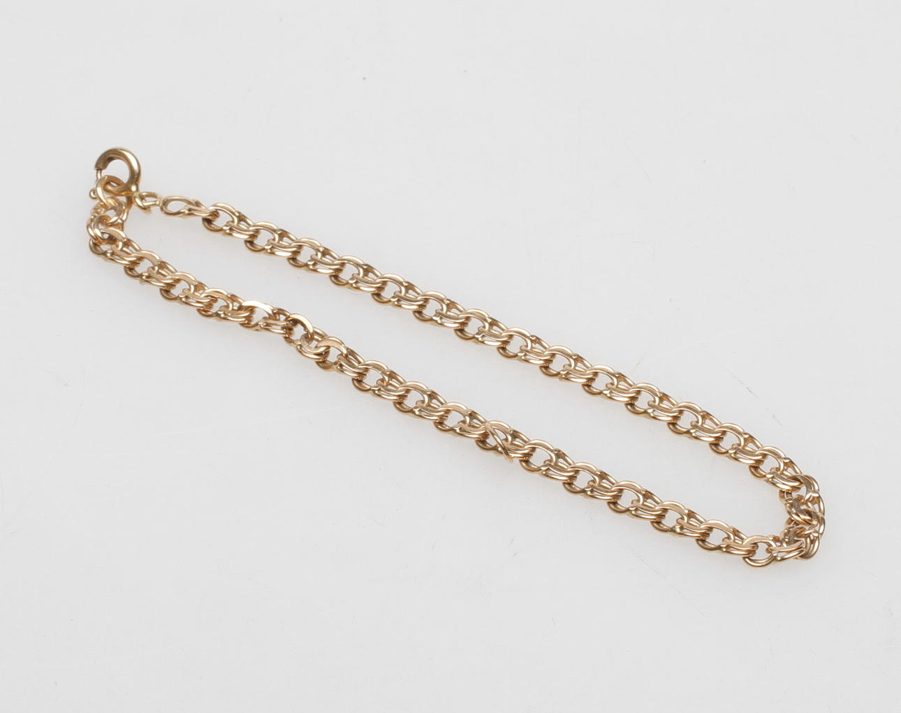 ARMBAND BISMARCK, 18k guld, vikt ca 4,9 gr.