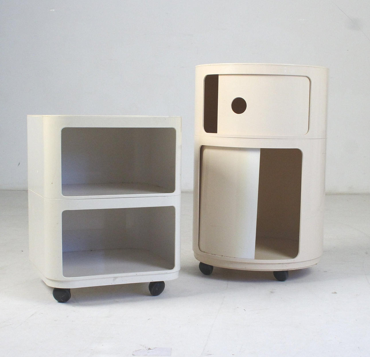 ANNA CASTELLI FERRIERI. 2 Container Model " Componibili " til Kartell.