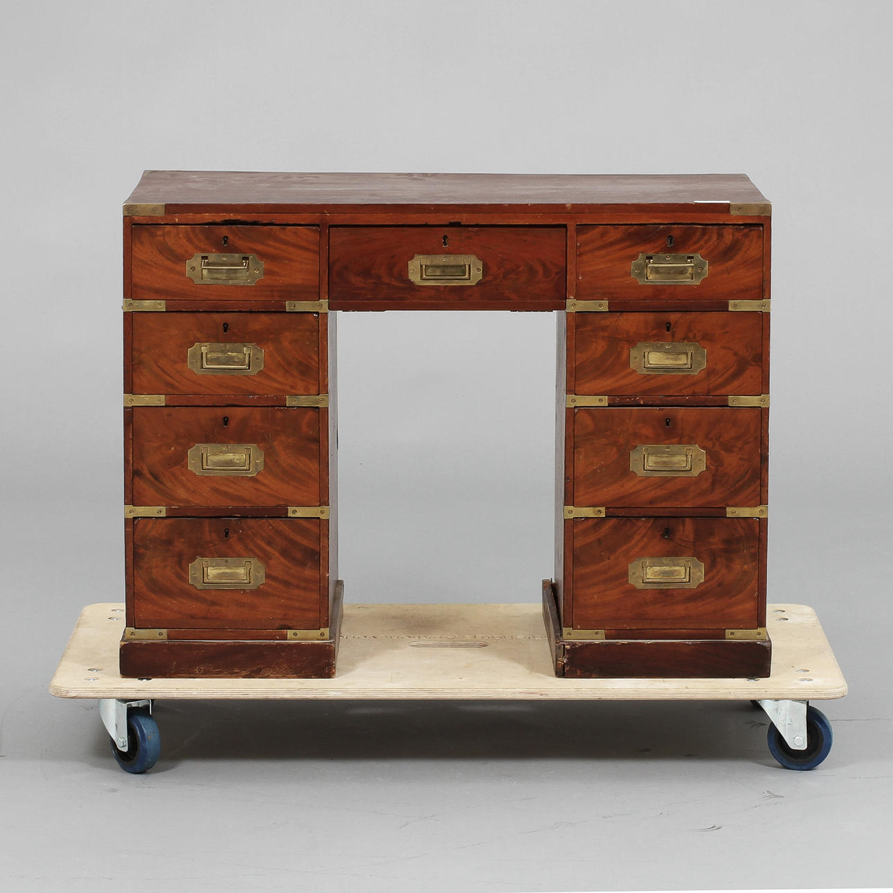 SKRIVBORD, 1800-tal.