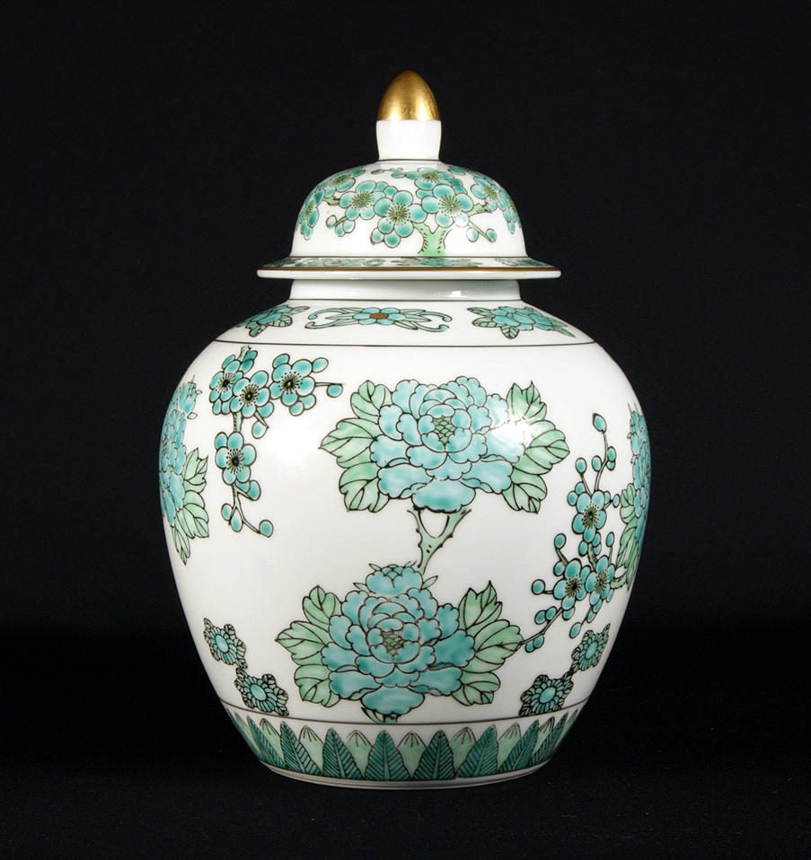 LIDDED VAS, Goldimari, Japan 1900-tal.