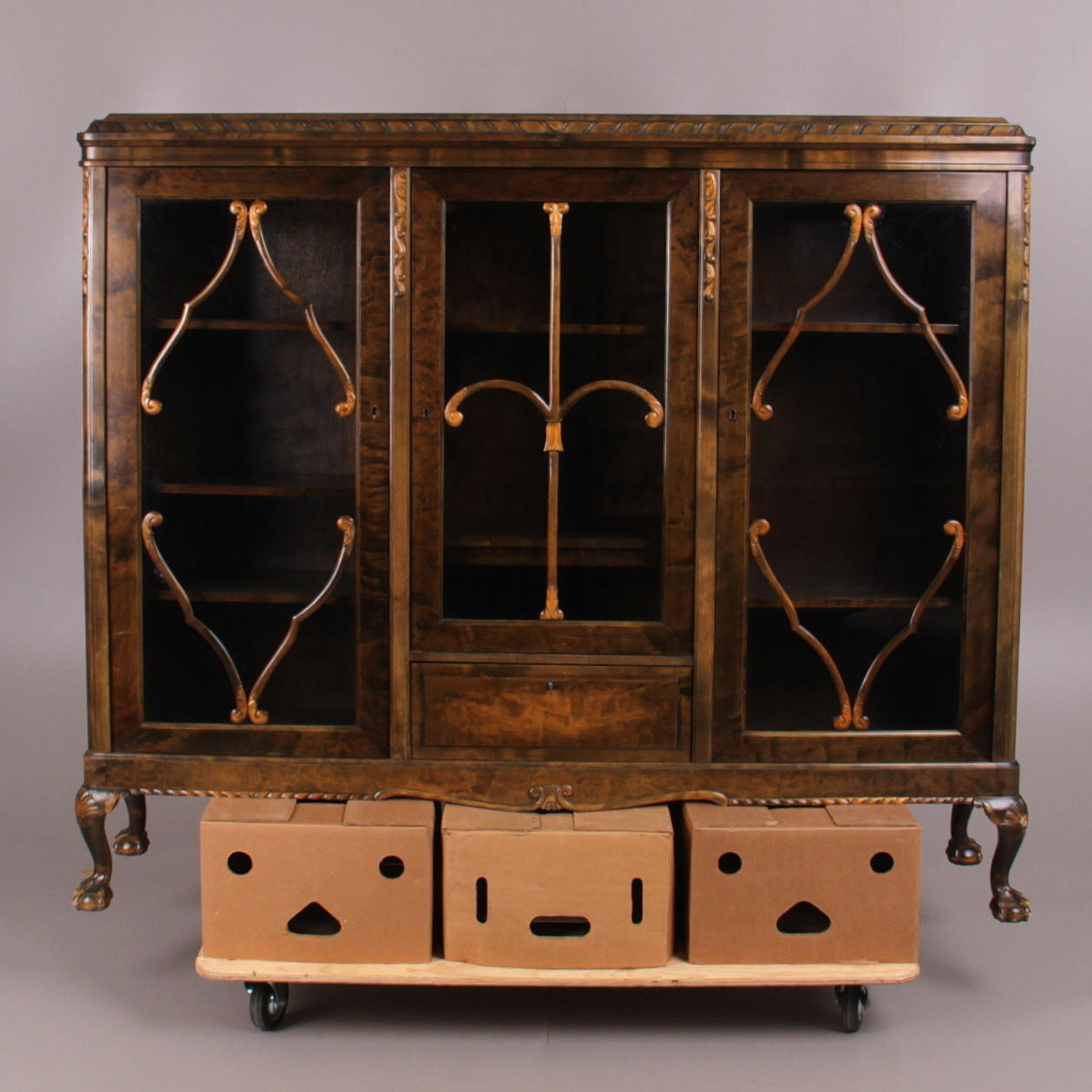 BOKSKÅP, björk chippendalstil, 1900-tal.