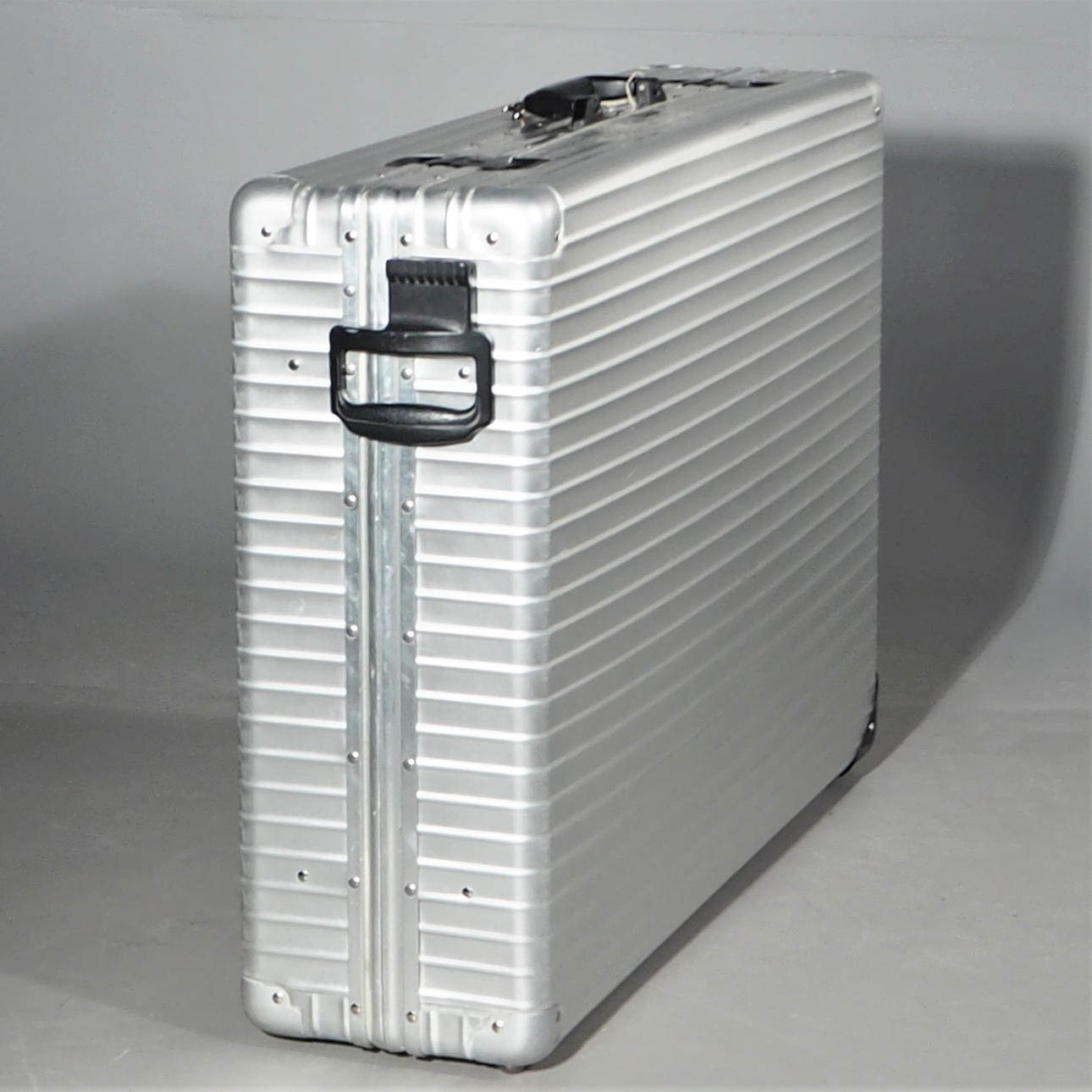SUITCASE, aluminium, "Rimova".