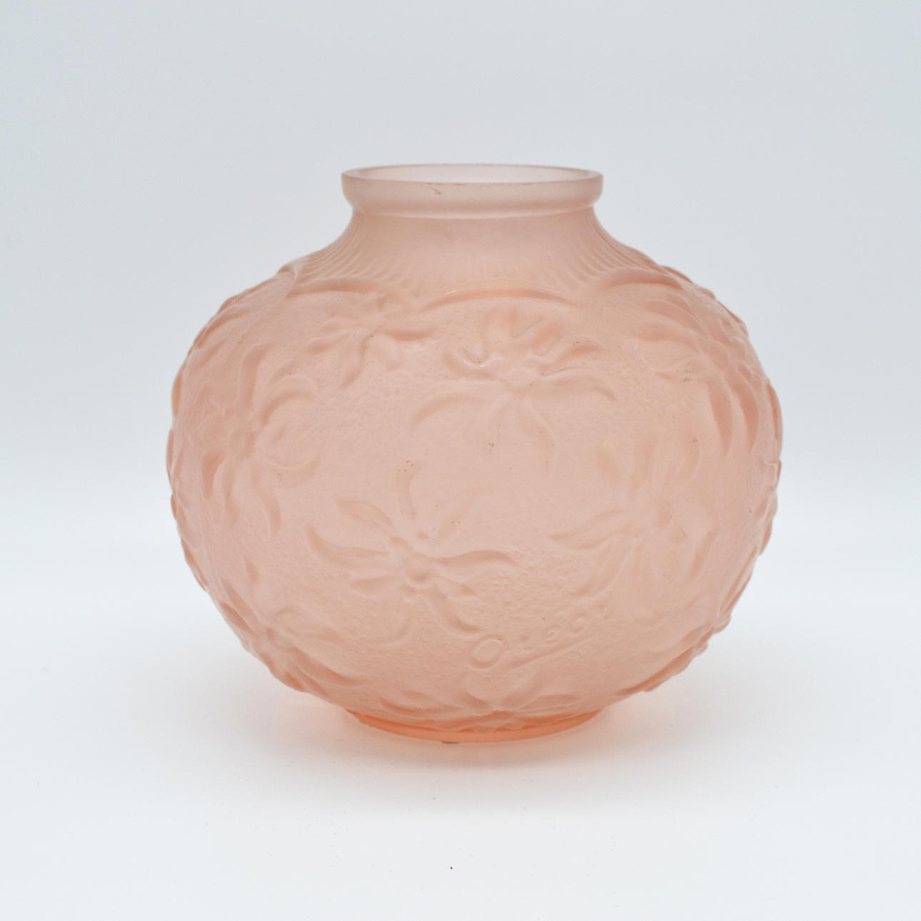 FRENCH ART DECO VASE.