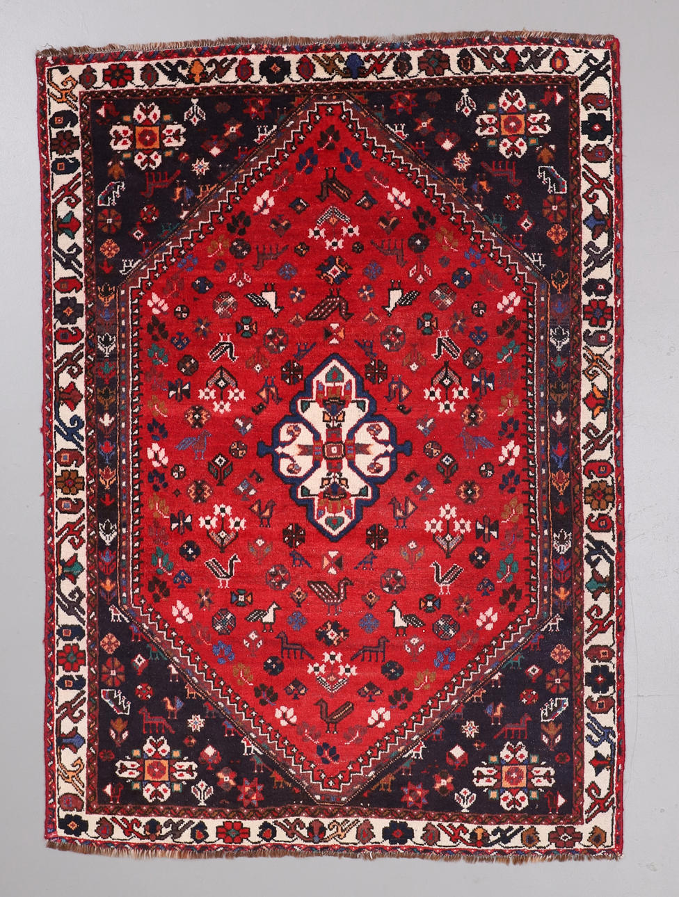 MATTA, persisk Ghashghai, 177 x 125 cm.