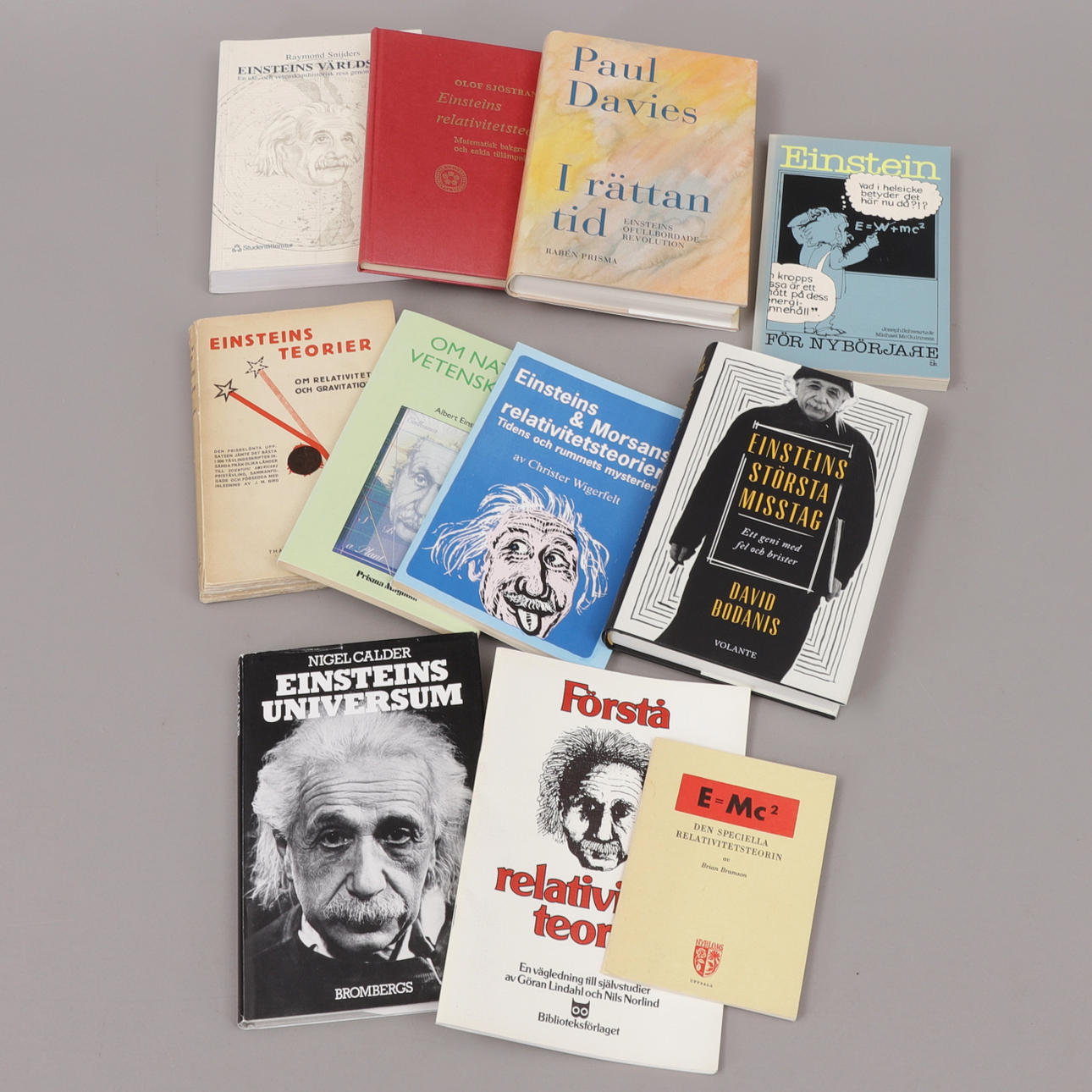 ALBERT EINSTEIN. 11 st böcker, 1900/2000-tal.