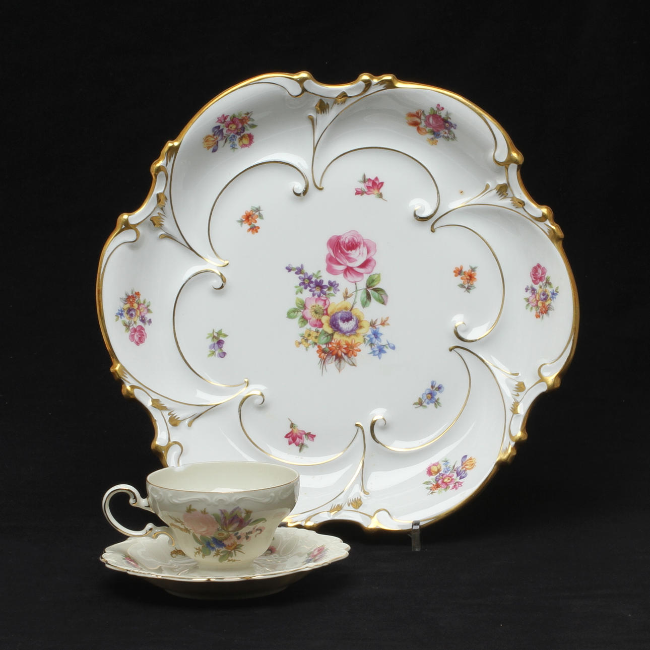 KAFFEKOPPAR, 12 delar, "Pompadour", Rosenthal samt FAT, Ilmenau, 1900-talets andra hälft.