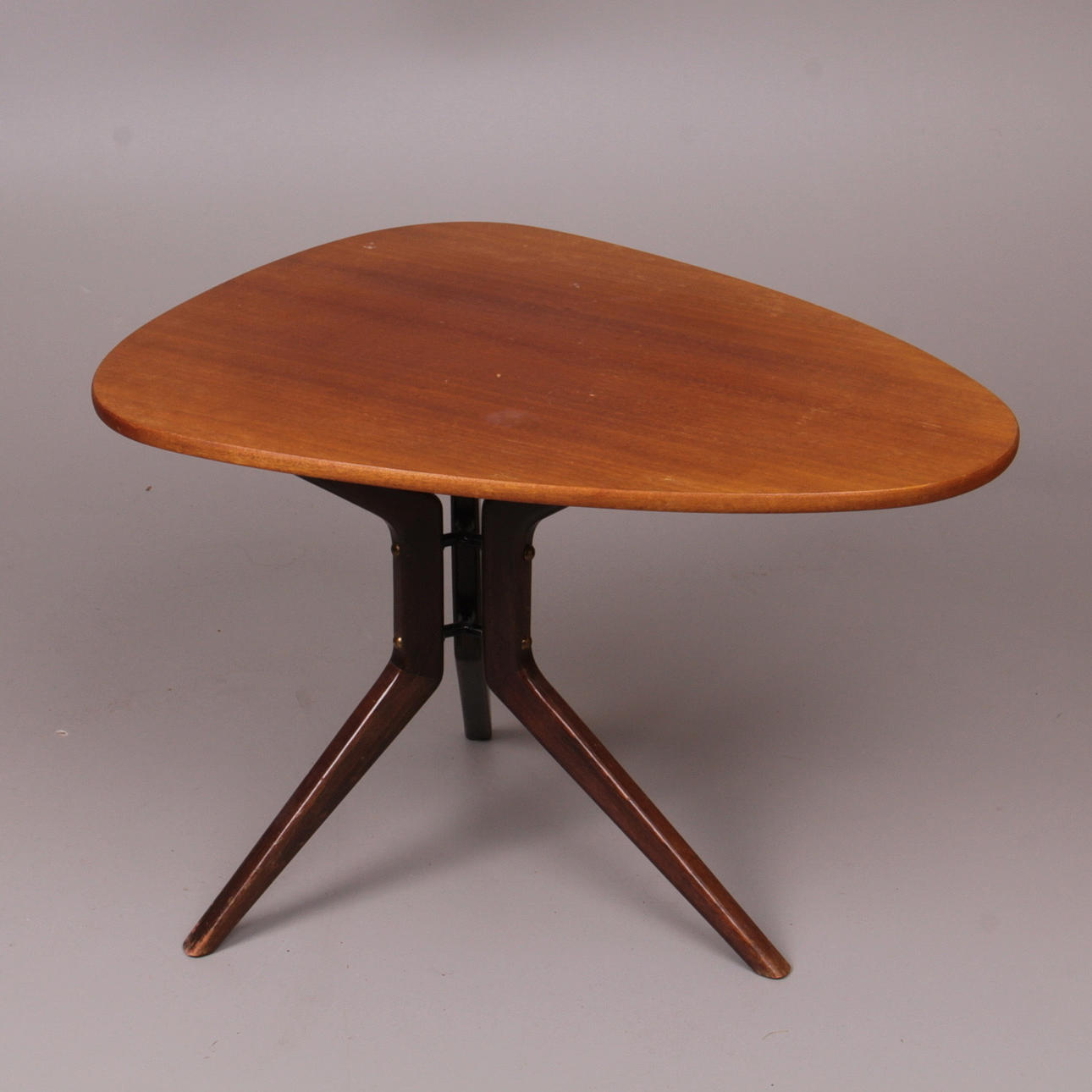 SOFFBORD, Möbelbolaget Tranås, 1900-talets mitt.