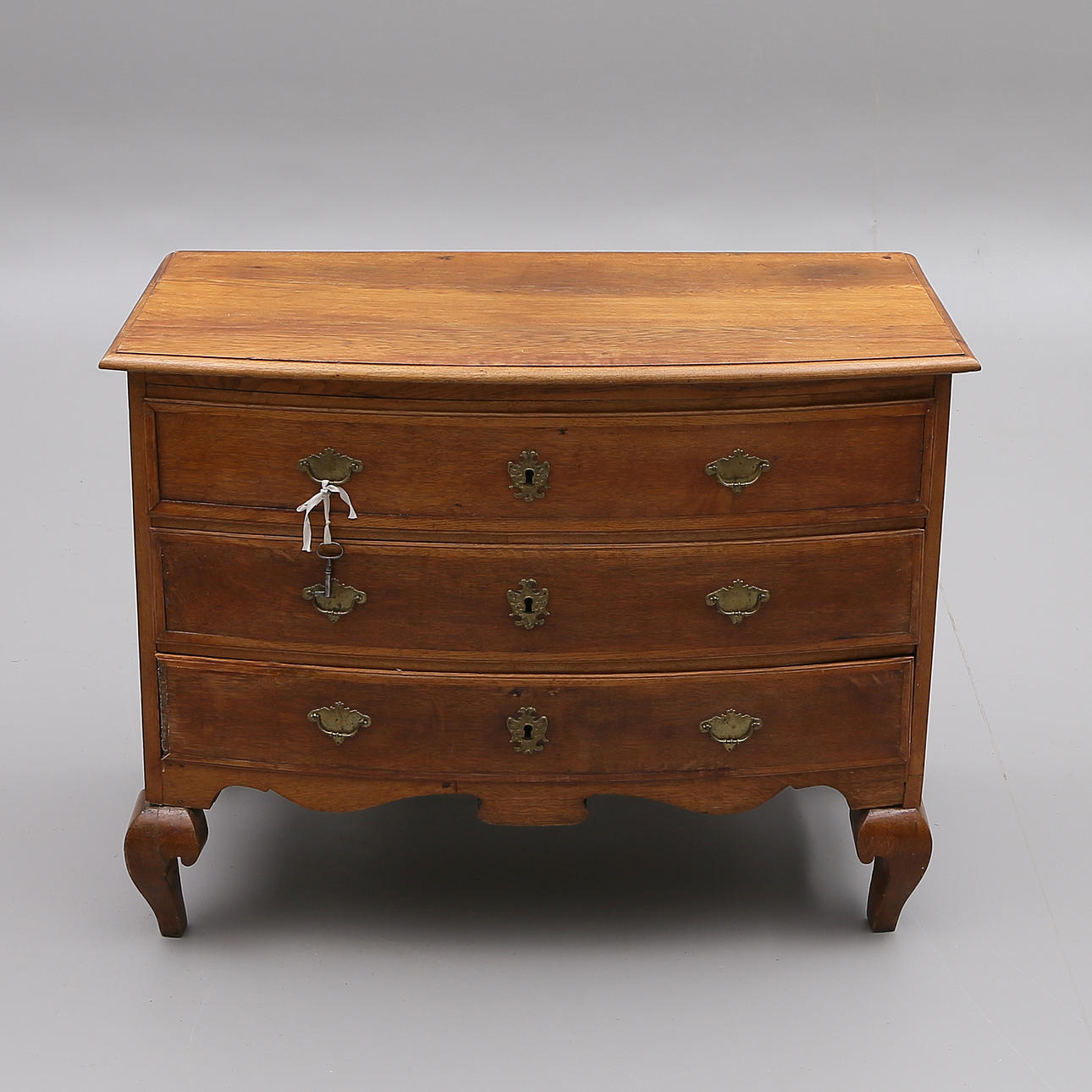 Kommode, 17./19. JAHRHUNDERT.