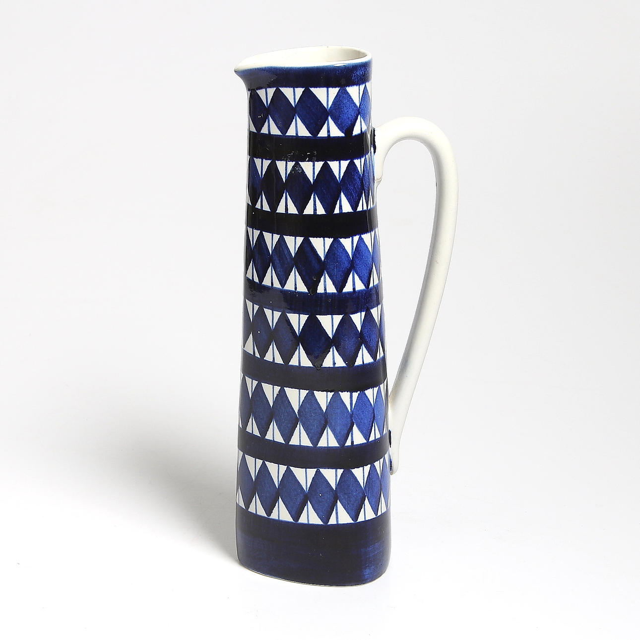 KANNA / VAS, Karin Björquist, Gustavsberg, 1900-talets mitt.