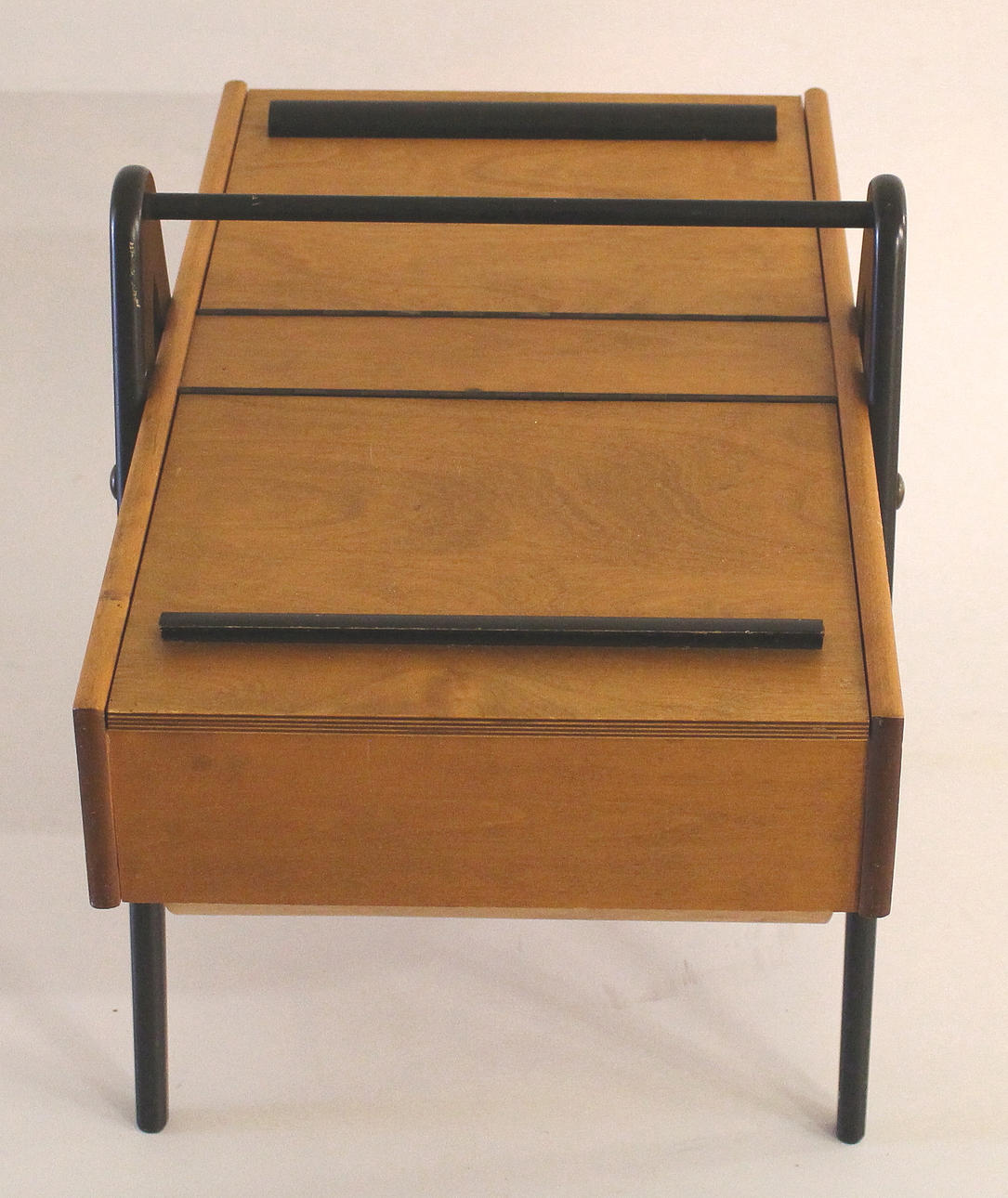 SYSKRIN, trä, Art Deco, 1940-talet.