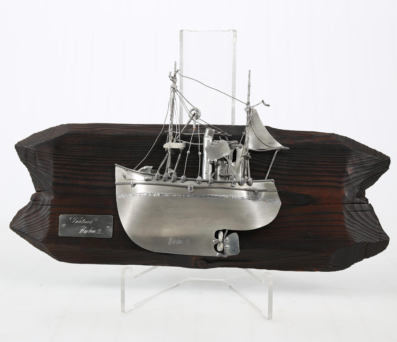 URBAN STRÖM. Wall sculpture, pewter, "Trawler", signed, dated -89.