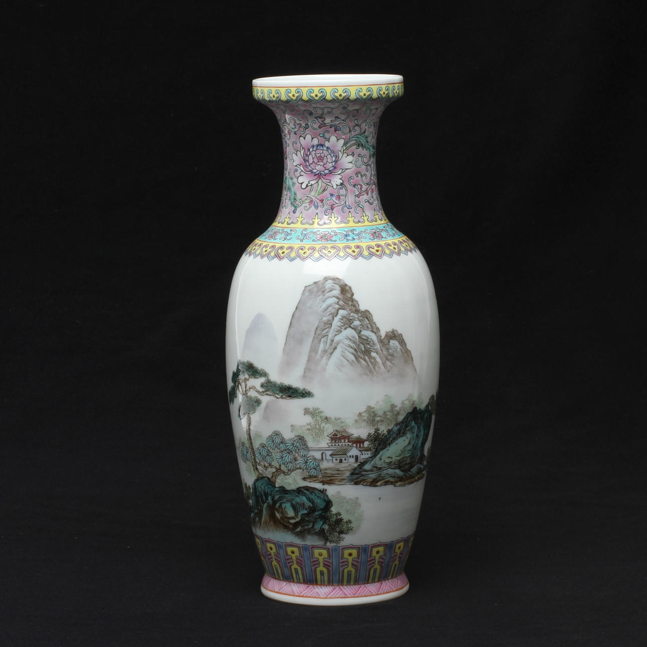 VAS, porslin, orientalisk.