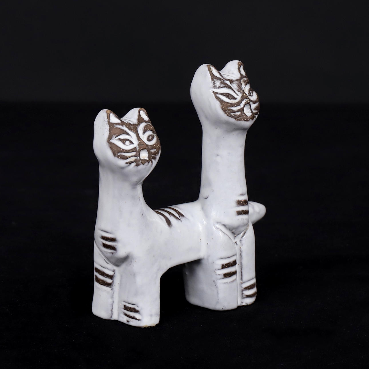 ESTER WALLIN. Figurine, cats, earthenware, Upsala Ekeby.