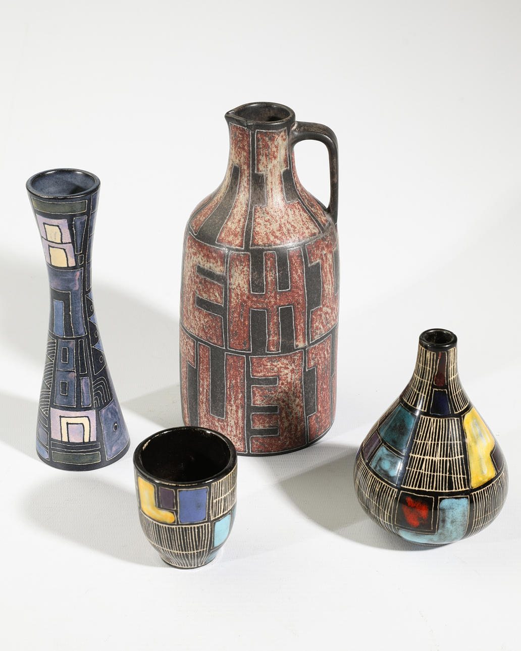 LU KLOPFER. Juan Lipp. 4 jarrones (12-107).
