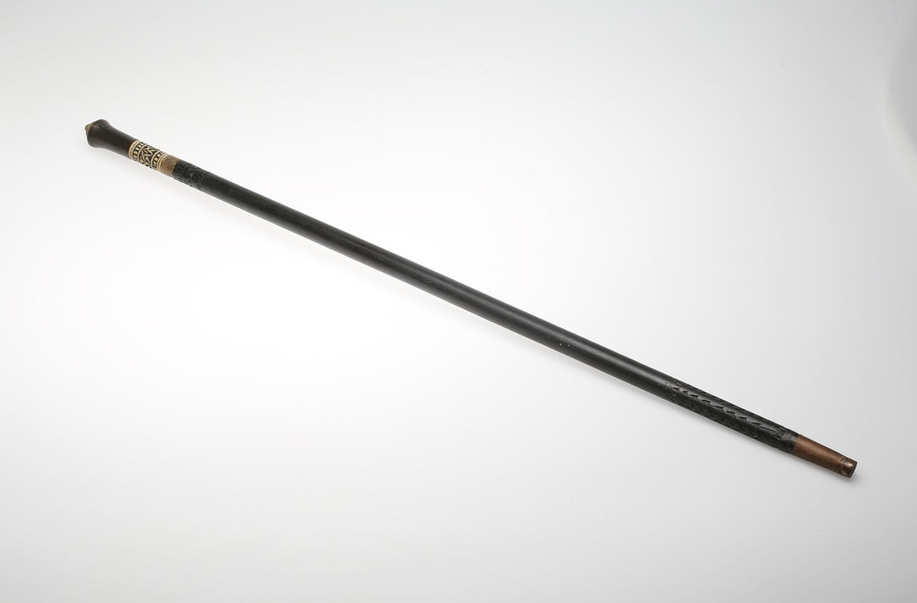 SVÄRDKÄPP, 1800/ 19-tal, med beninlägg.