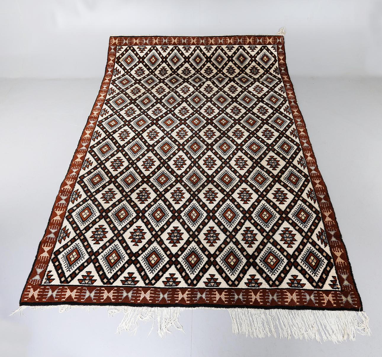 MAROCKANSK MATTA, 290 x 198.