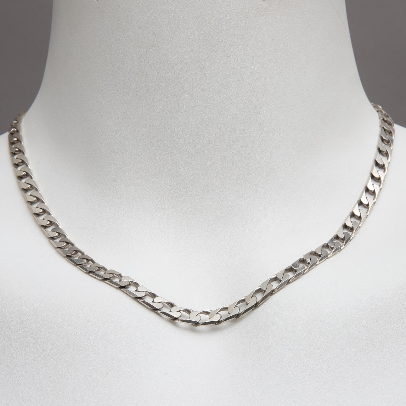 COLLIER, sterlingsilver, Unoarre, Italien.