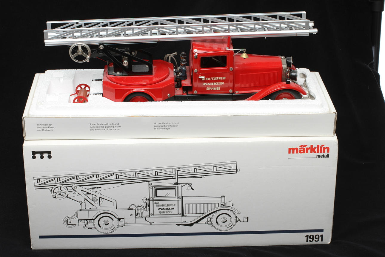 MÄRKLIN brandbil 1991. Urverk. Western Germany. Originalkartong.