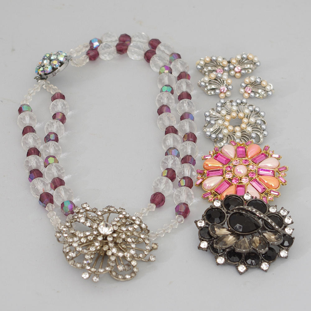 HALSKETTE UND 3 BROSCHE, Atelier Creation.