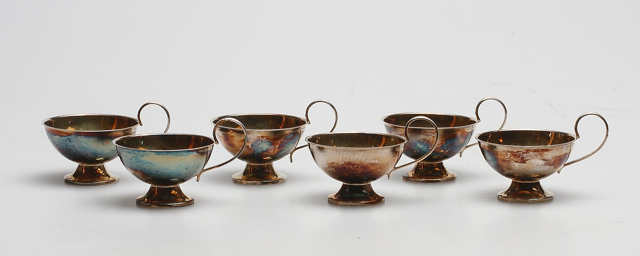 MUGGAR, 6 st, silver, CSONS, Göteborg 1977-85, vikt ca. 186,8 gram.