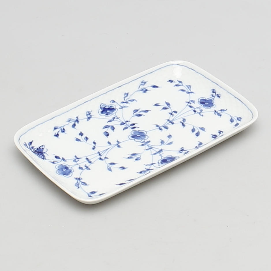 FAT. Porslin. Bing & Gröndahl. "Musselmalet" Denmark.