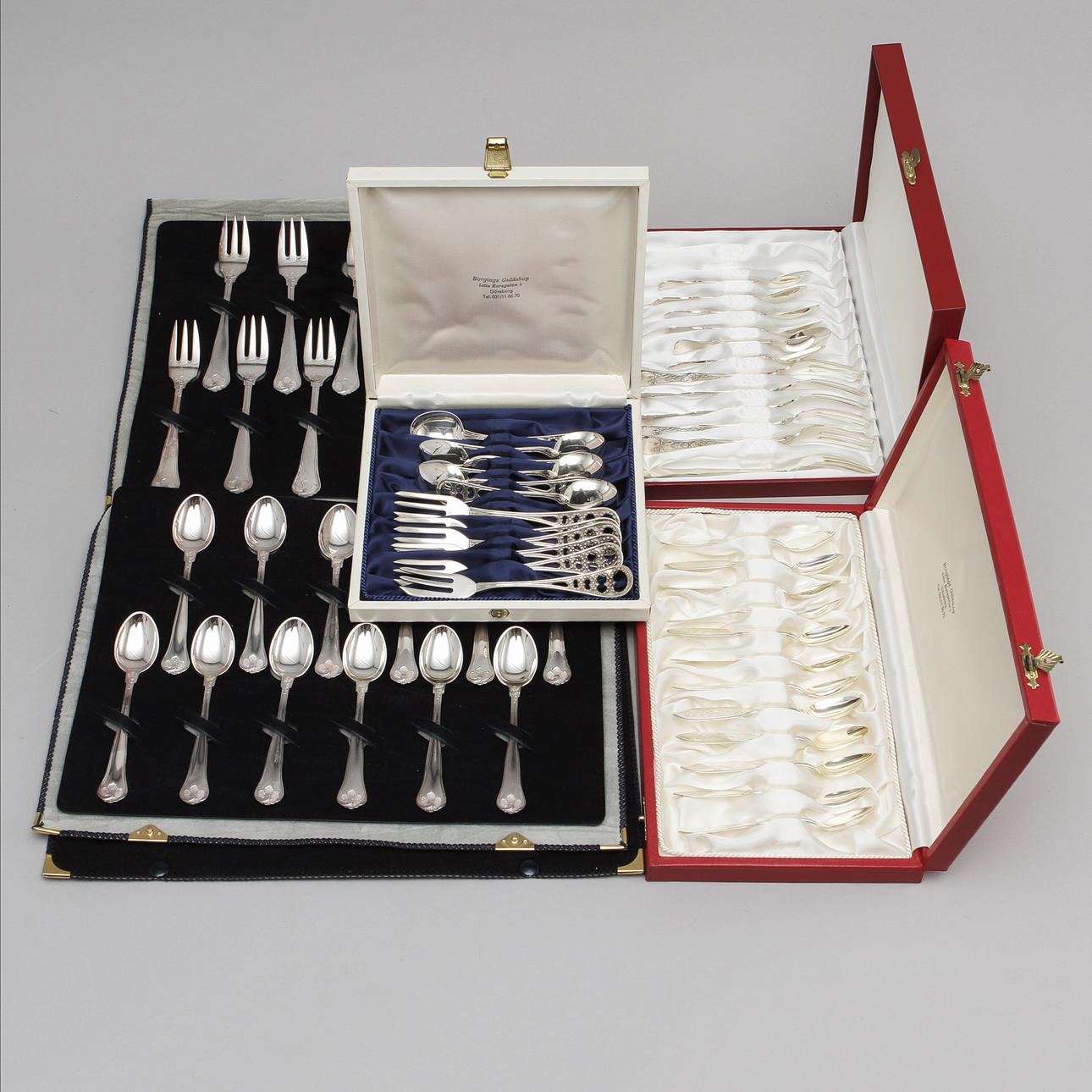 SILVERBESTICK, 61 delar, ca 988 gram.