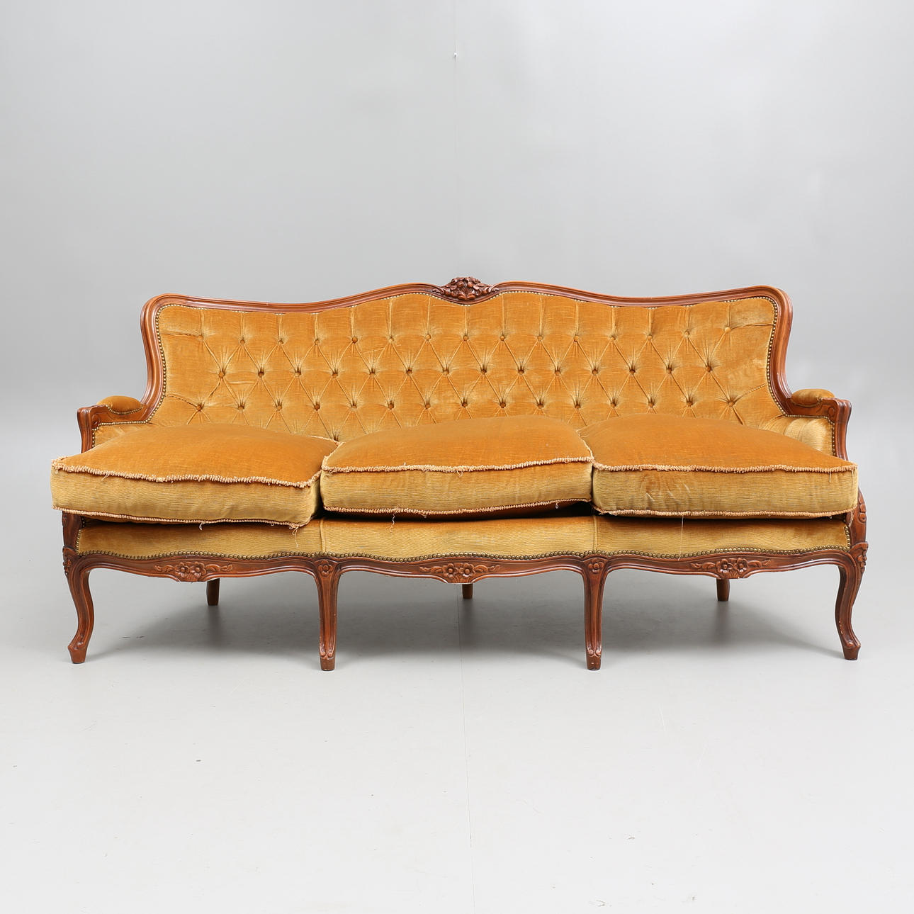 SOFFA, nyrokoko, 1900-talets andra hälft.