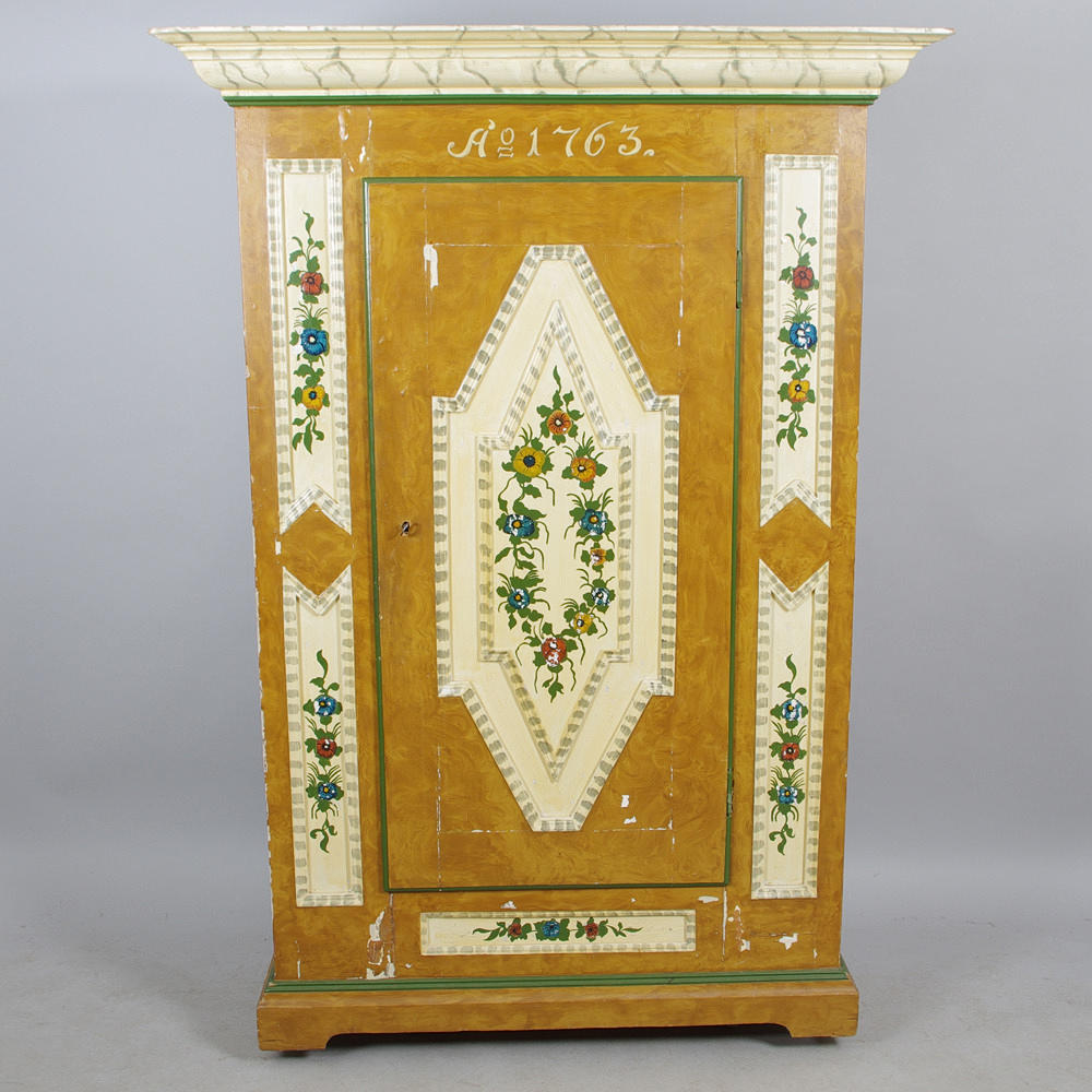 SKÅP, dekormålad fur, 1700/1800-tal.