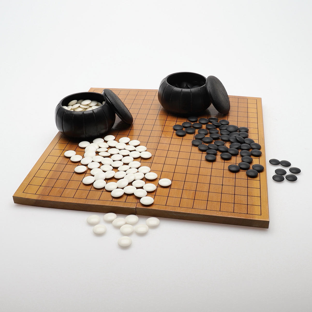 GO SPIL, brikker og bræt.