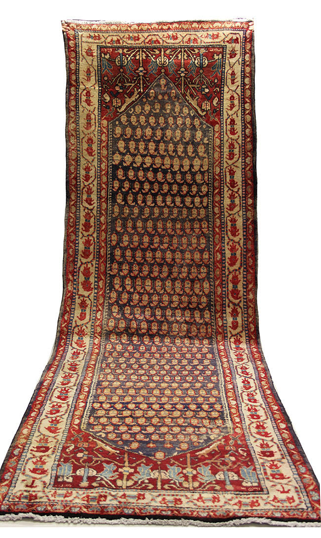 MATTA, orientalisk, handknuten, persisk signerad daterad Hamadan, cirka 331 x 105 cm.