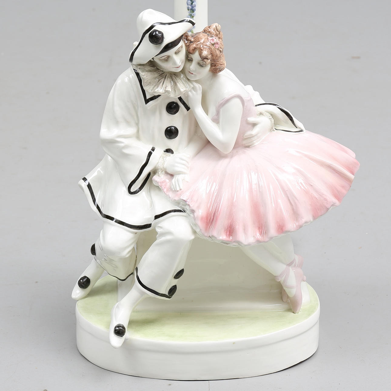 BORDSLAMPA, porslin, Goldscheider, Wien, Österrike.