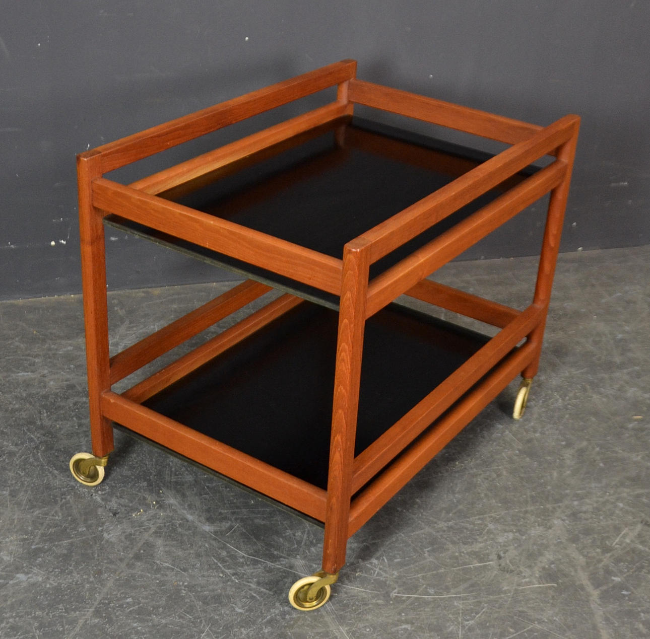 BØRGE MOGENSEN. CARRO DE TÉ - CARRO DE SERVICIO.