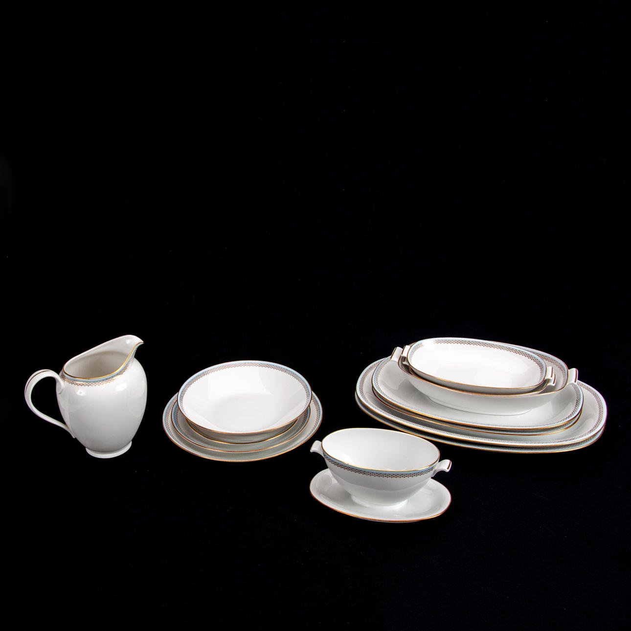 MATSERVISDELAR, 50 stycken, "Caprice", porslin, Rörstrand.