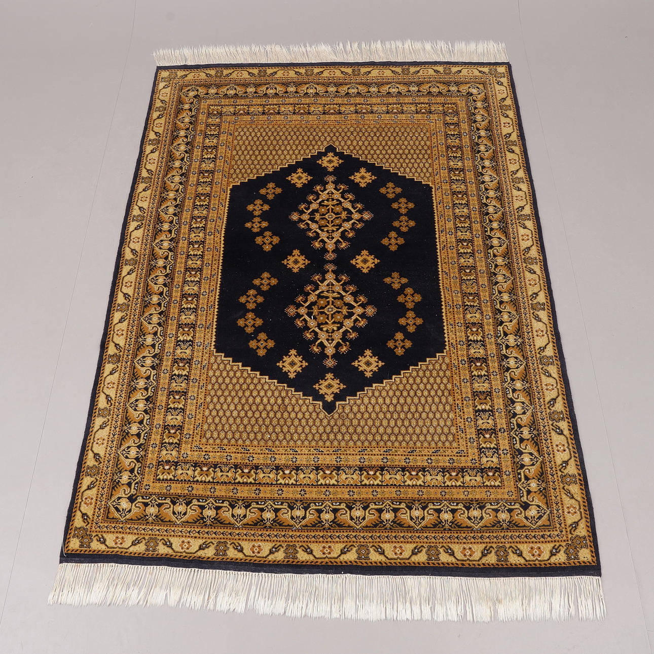 MATTO, Tunisia, 240 x 168 cm.